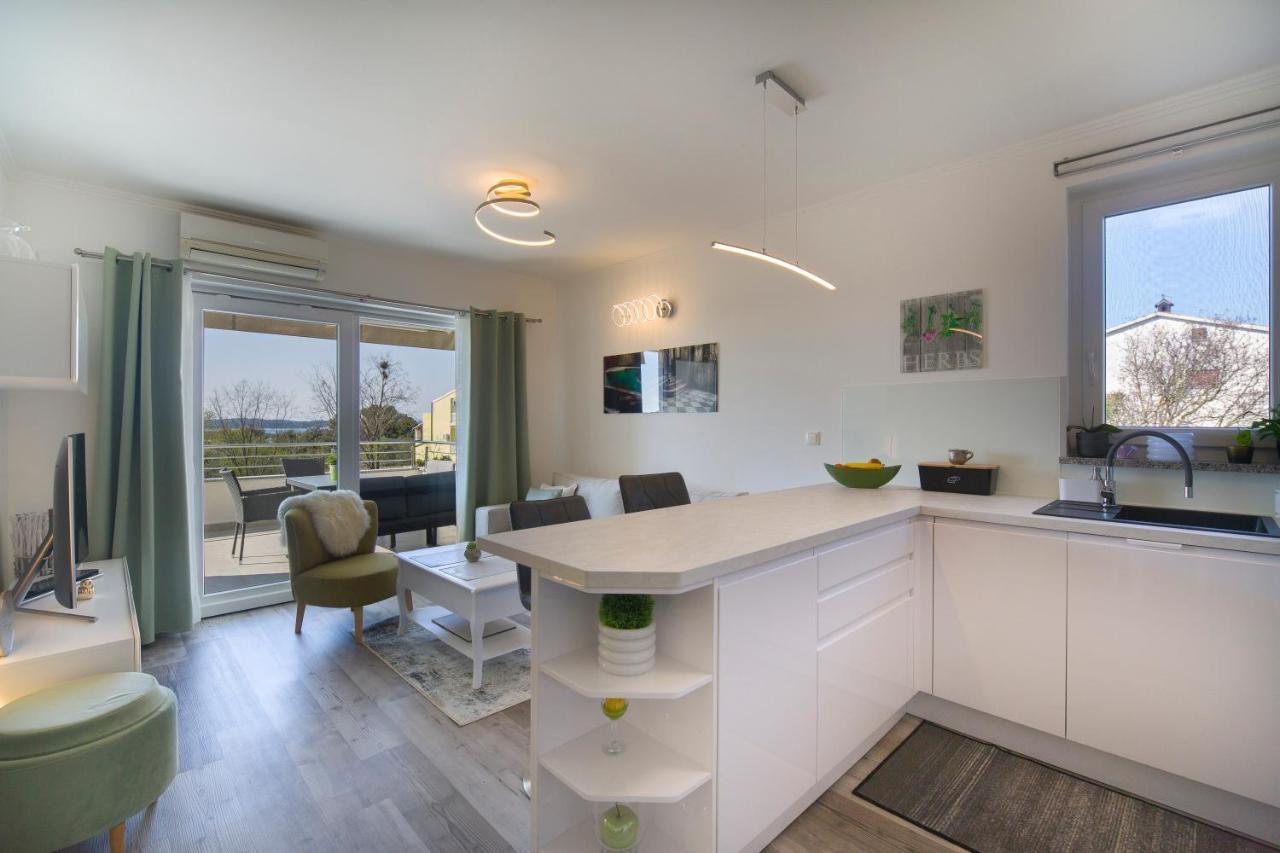 Apartment Marica Pula Exteriör bild