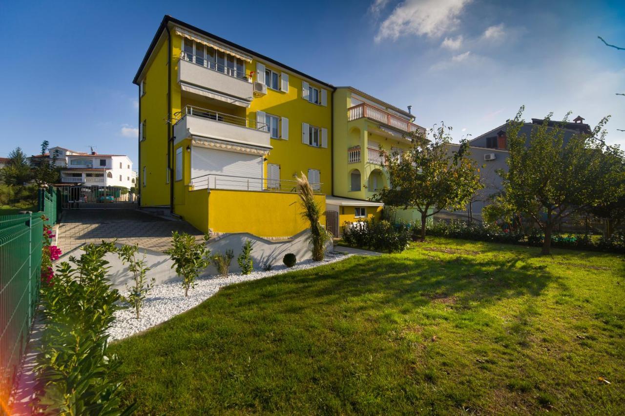 Apartment Marica Pula Exteriör bild